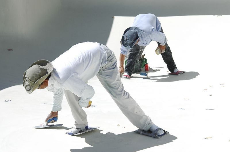 Applying Resurfacing Materials